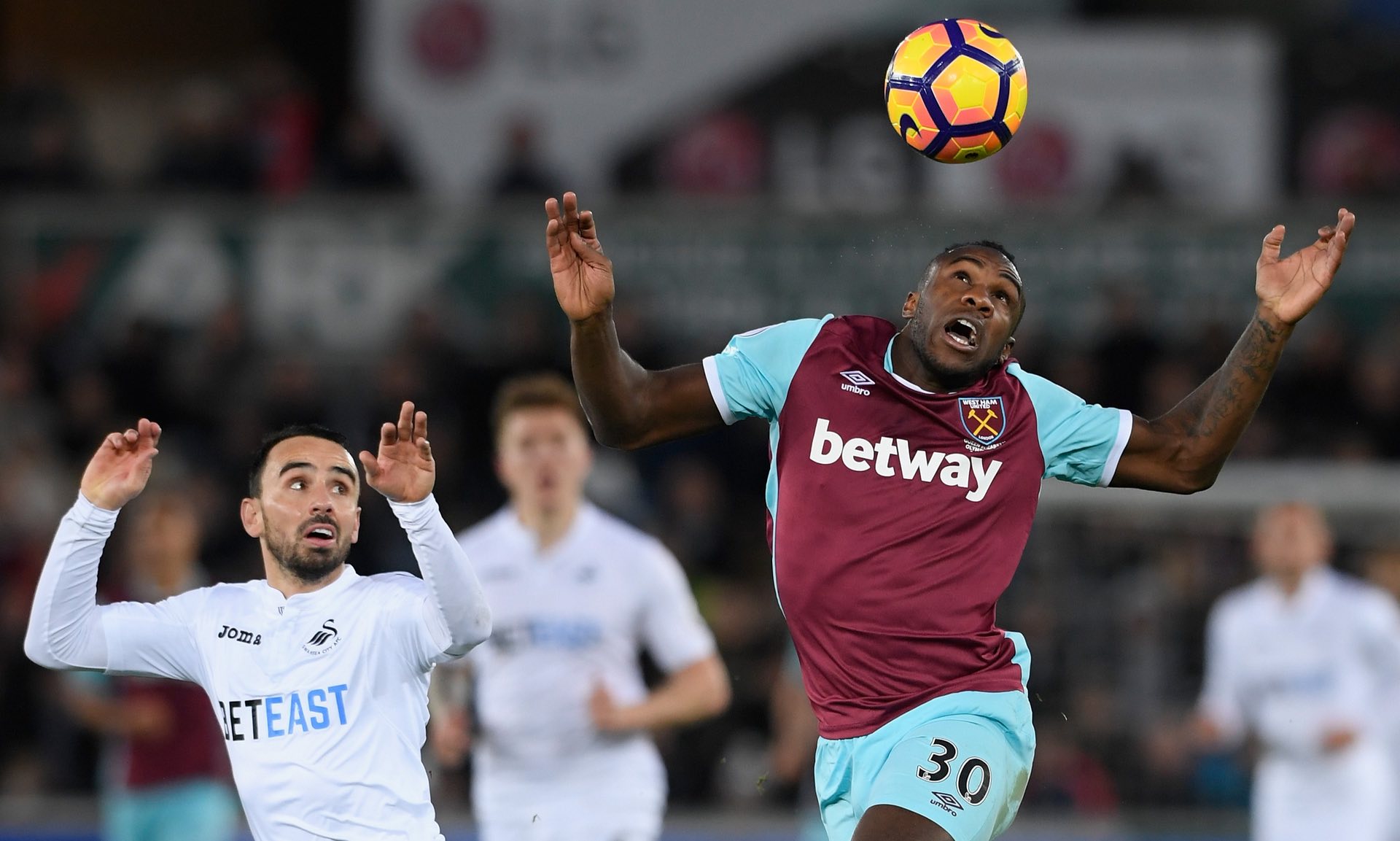 事日程密集 事日程密集